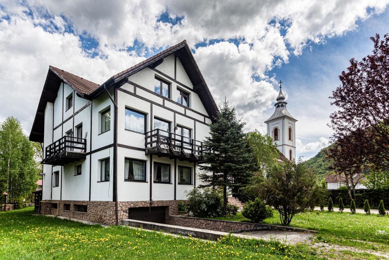 Pensiunea Muntele Rece Bran  Extérieur photo